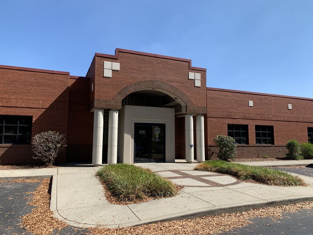 11808 Kingston Pike, Concord, TN 37934